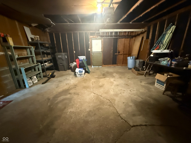 Listing Image 34