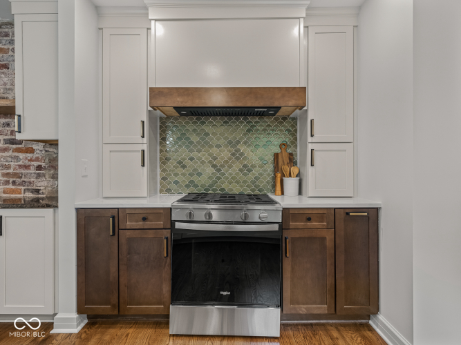 Listing Image 23