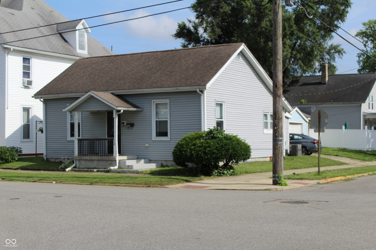Listing Image 2