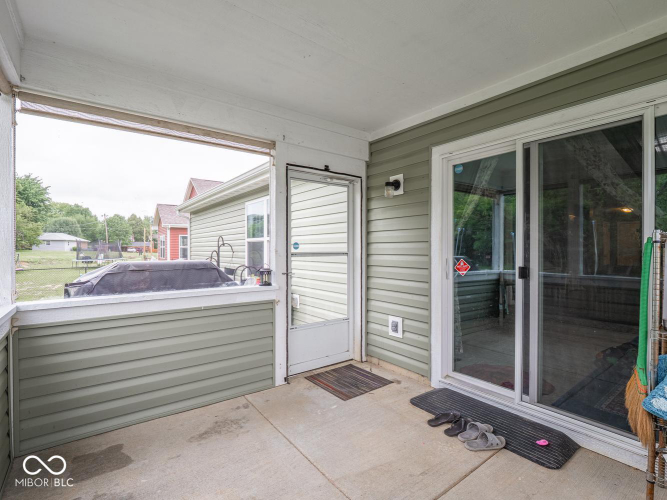 Listing Image 24