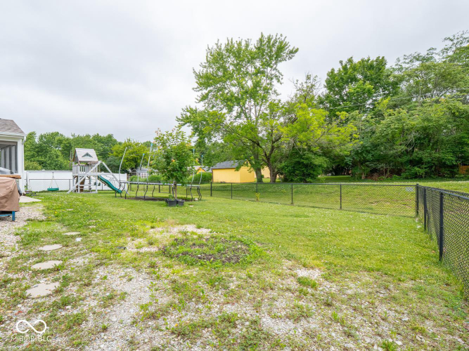 Listing Image 42