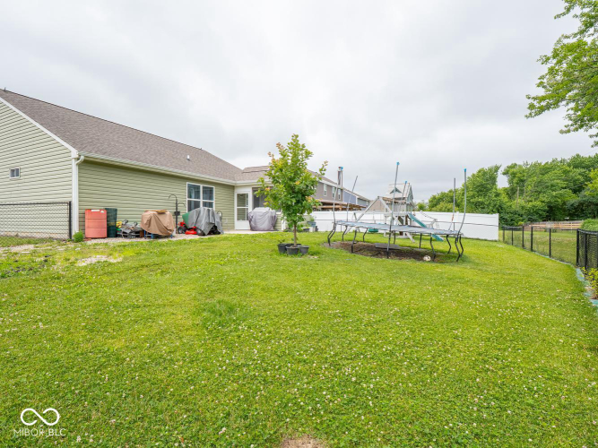 Listing Image 43