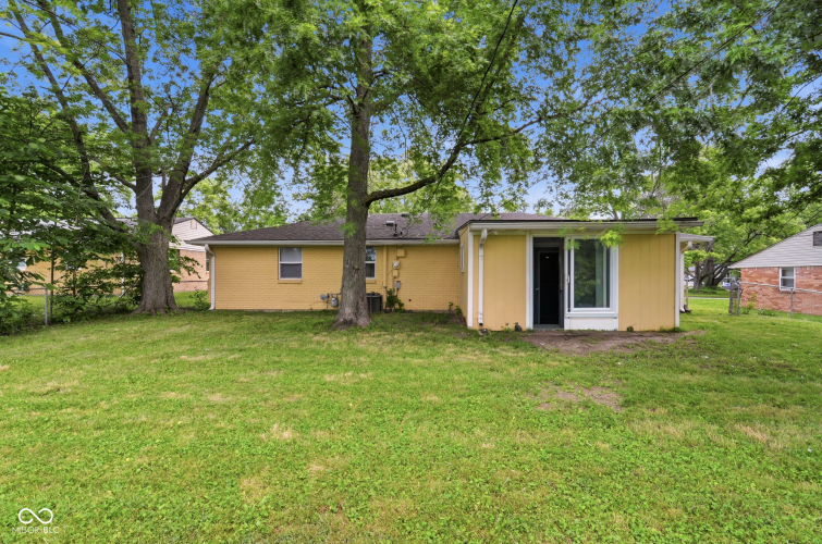 Listing Image 14