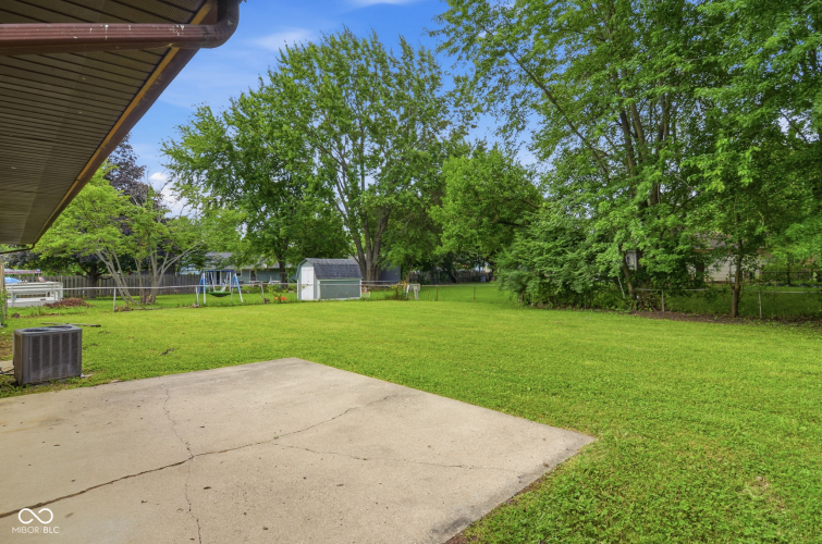 Listing Image 7