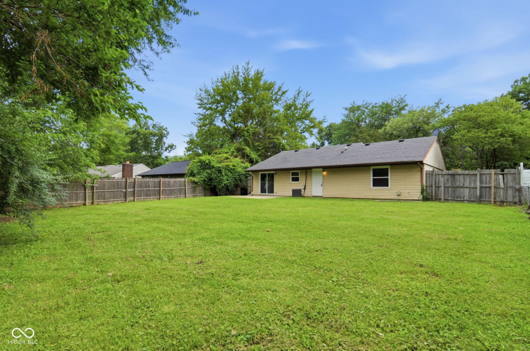 Listing Image 10