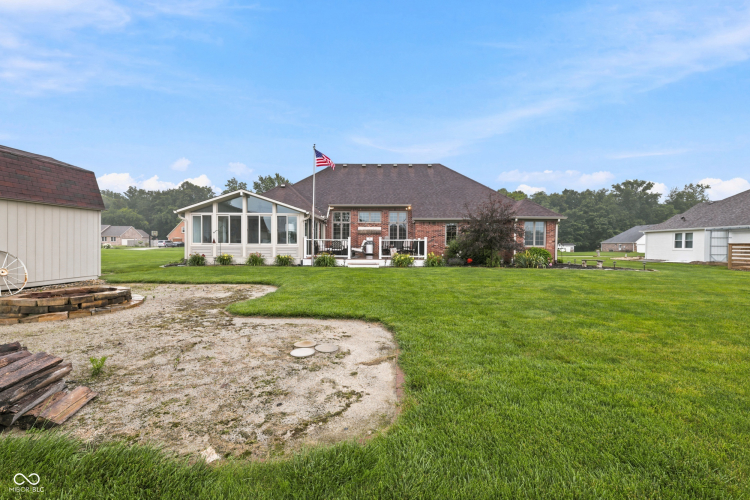 Listing Image 45