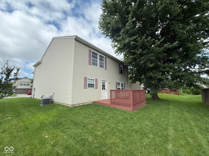 Listing Image 5