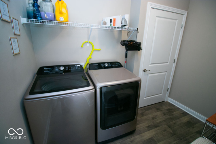 Listing Image 14