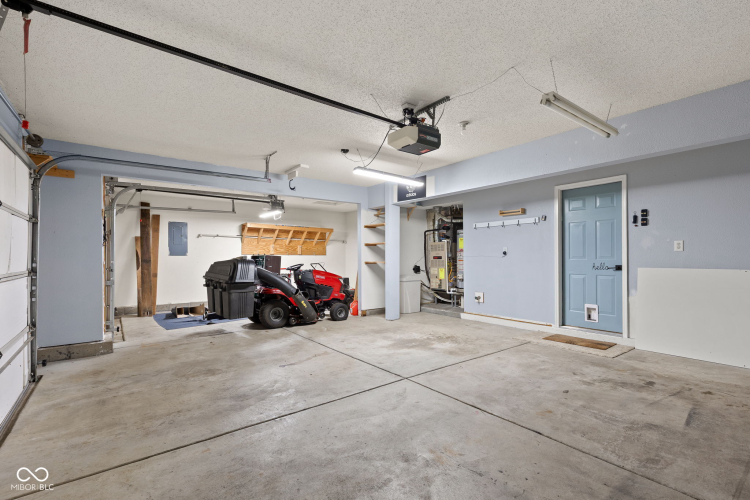 Listing Image 38