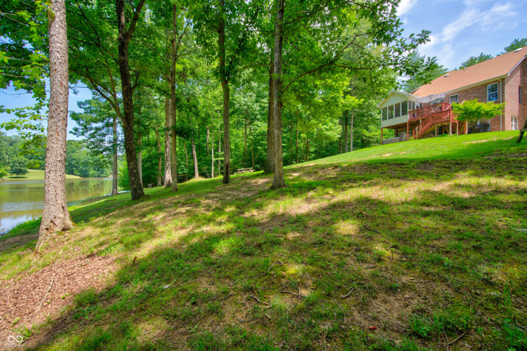 Listing Image 64