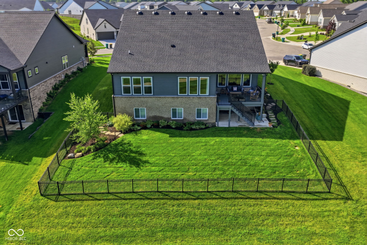 Listing Image 64