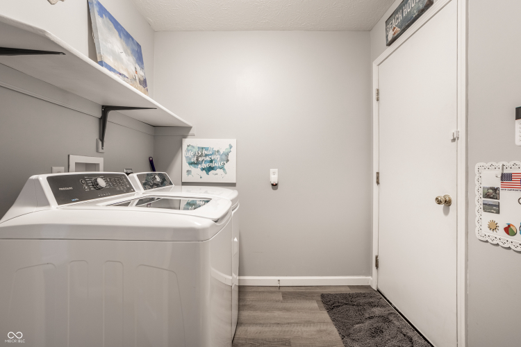 Listing Image 21