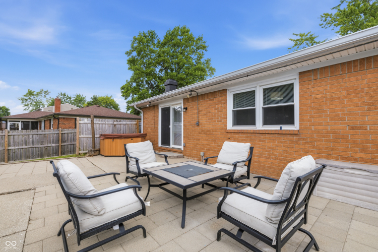 Listing Image 33