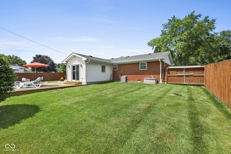 Listing Image 32