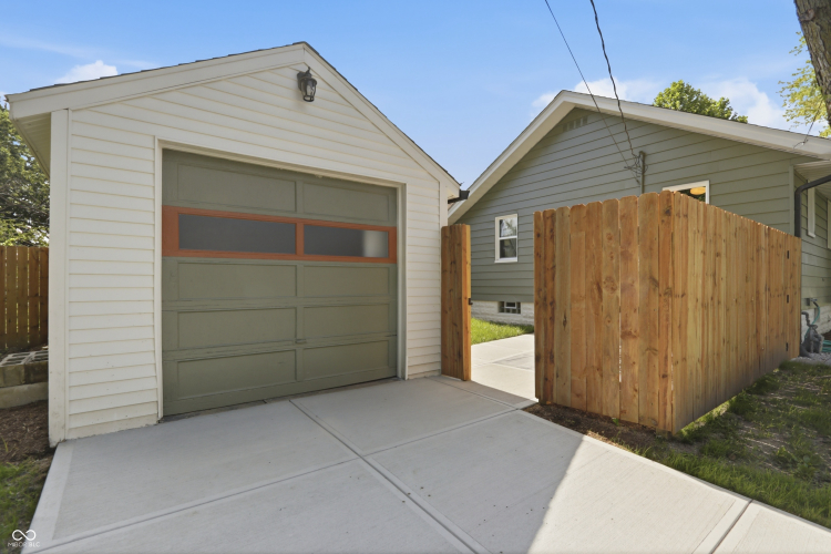 Listing Image 25