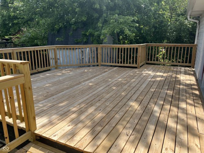 Listing Image 6