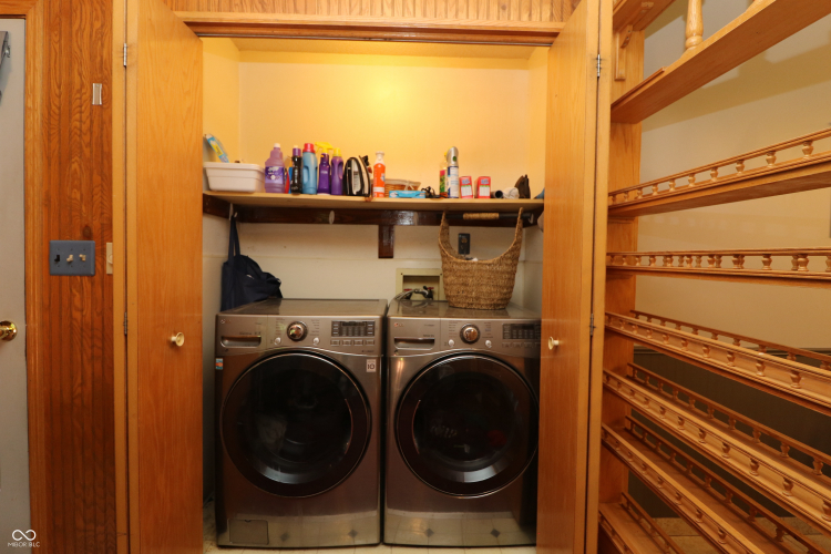 Listing Image 16