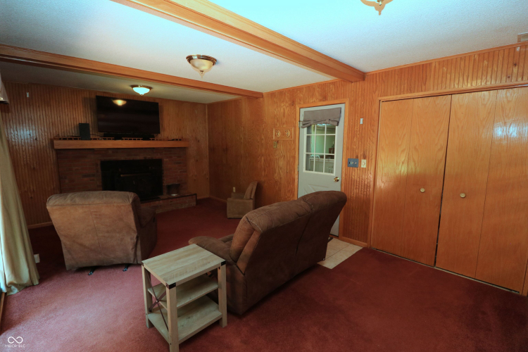 Listing Image 17