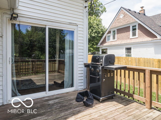 Listing Image 11