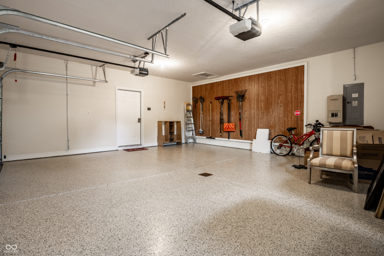 Listing Image 42