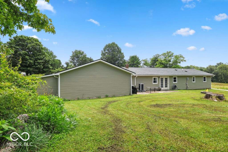 Listing Image 36