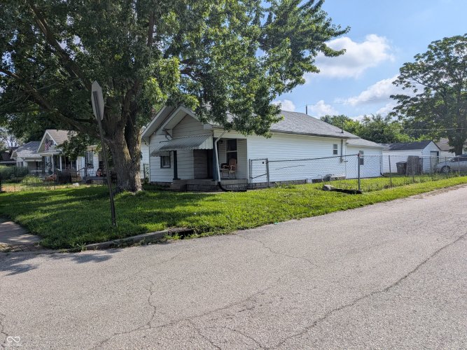 Listing Image 2