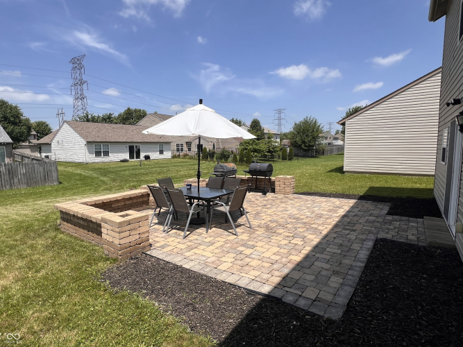 Listing Image 6