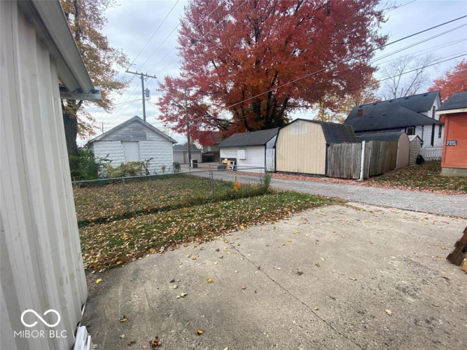 Listing Image 18