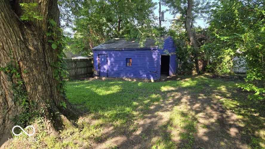 Listing Image 5