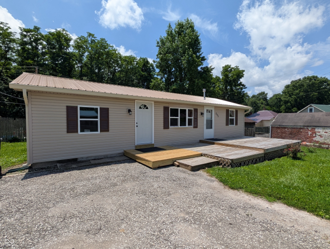 Listing Image 3