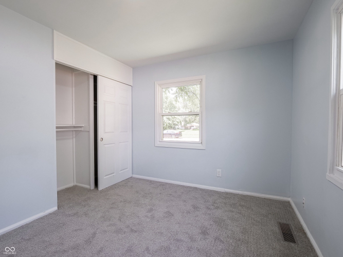 Listing Image 24