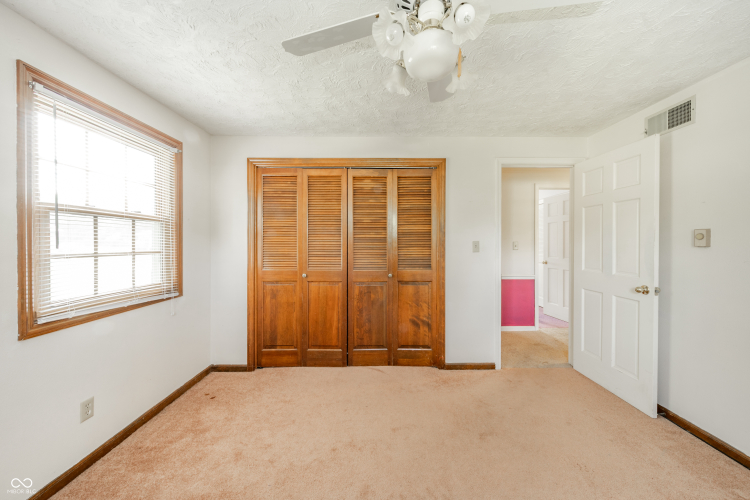 Listing Image 24