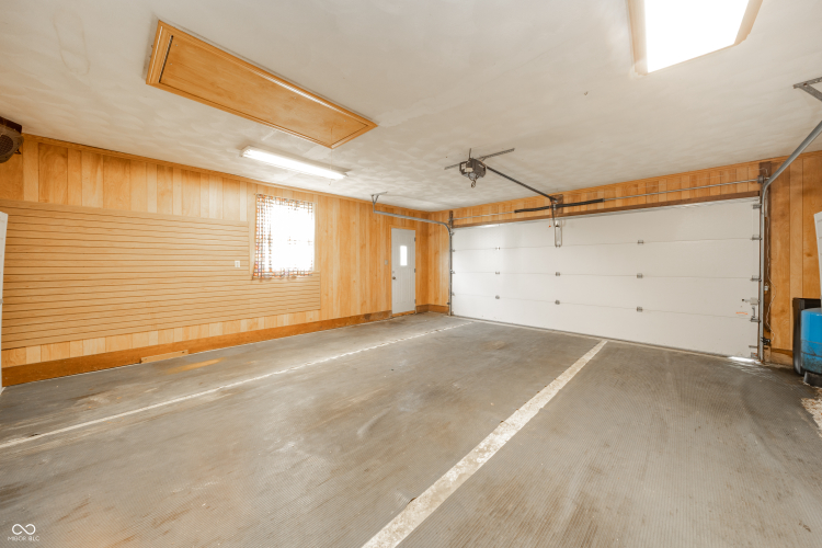 Listing Image 28