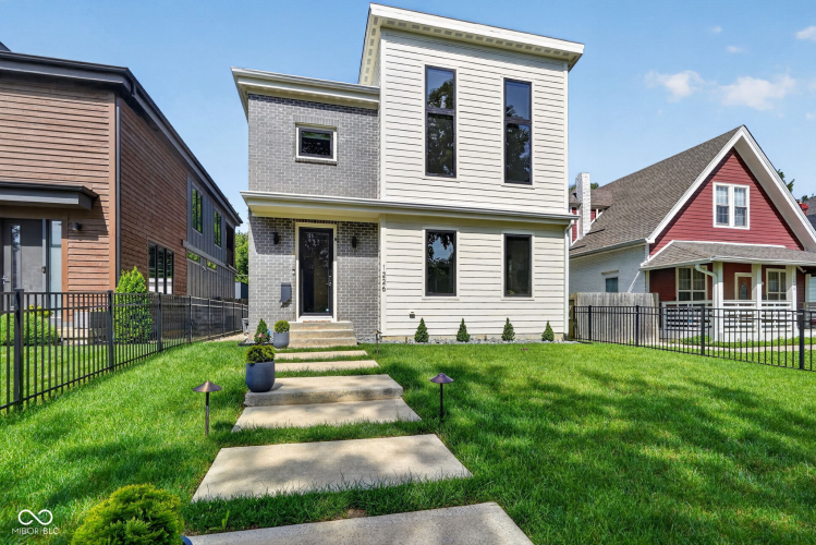 Listing Image 2