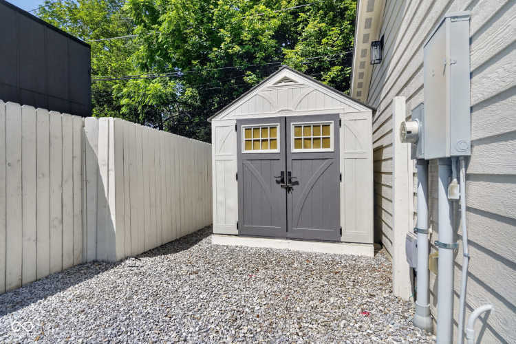 Listing Image 46