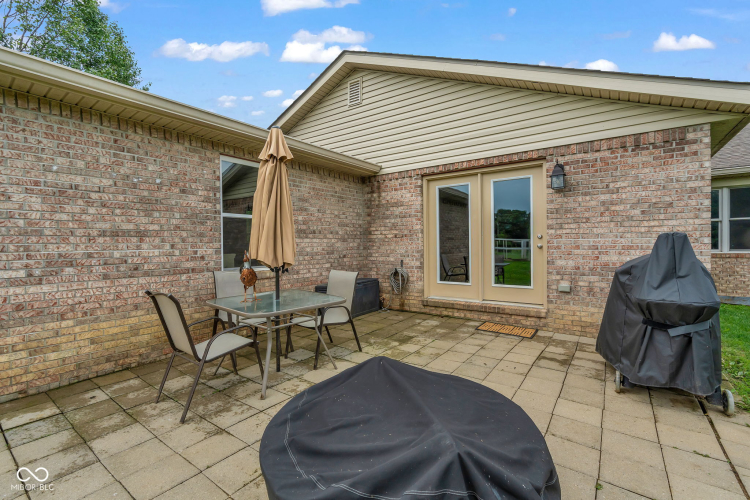Listing Image 55