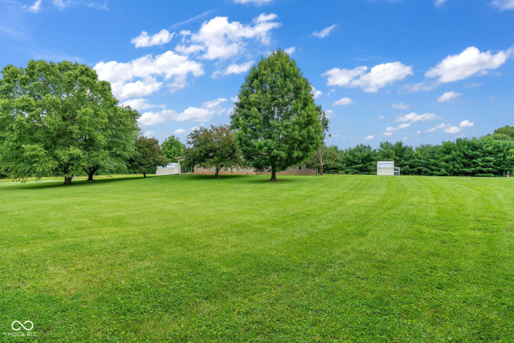 Listing Image 56