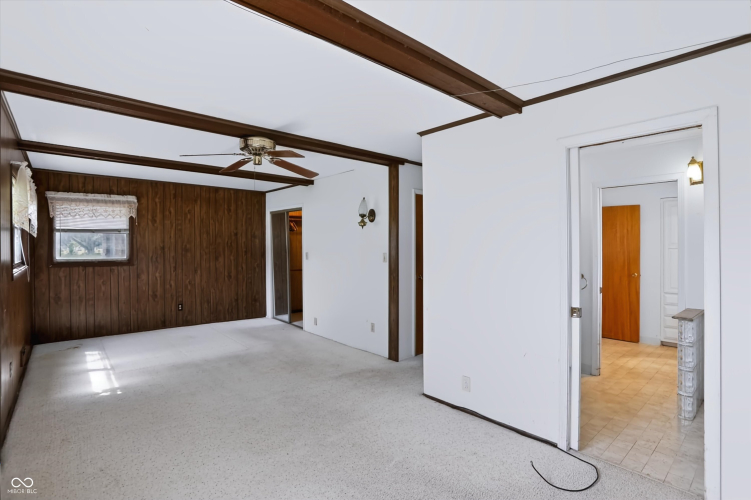 Listing Image 45