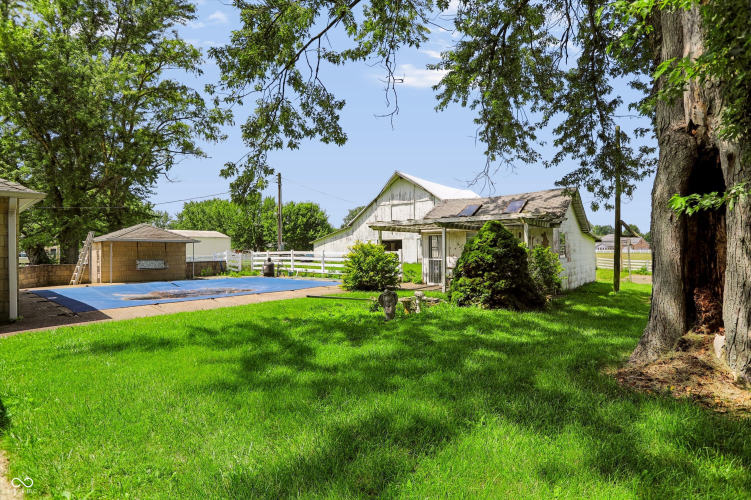 Listing Image 74
