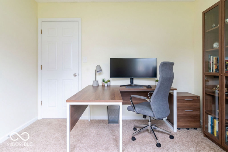 Listing Image 10