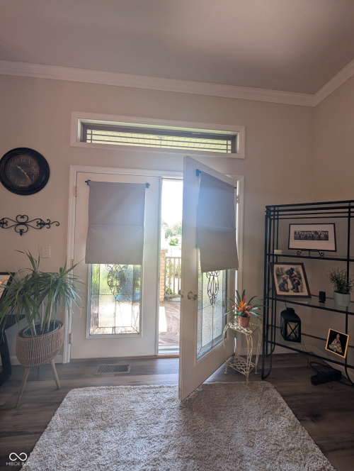 Listing Image 14