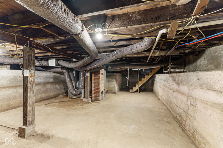 Listing Image 25