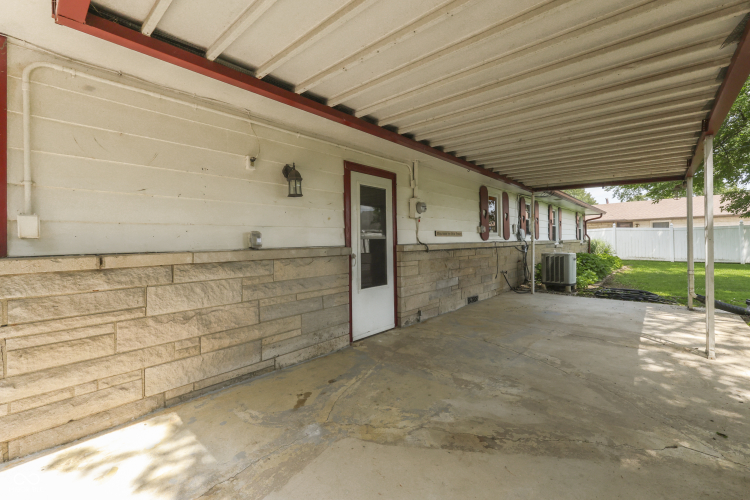 Listing Image 16