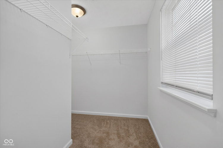 Listing Image 38