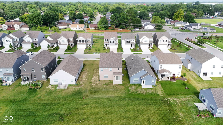 Listing Image 56