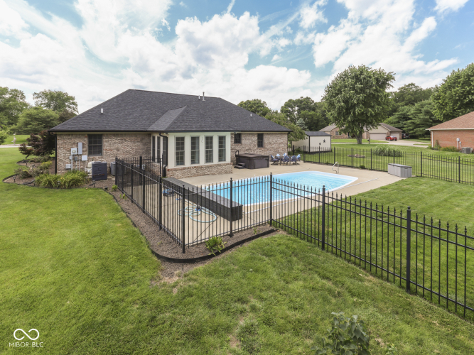 Listing Image 49