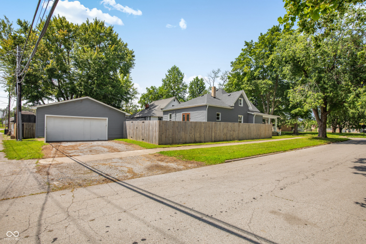 Listing Image 56