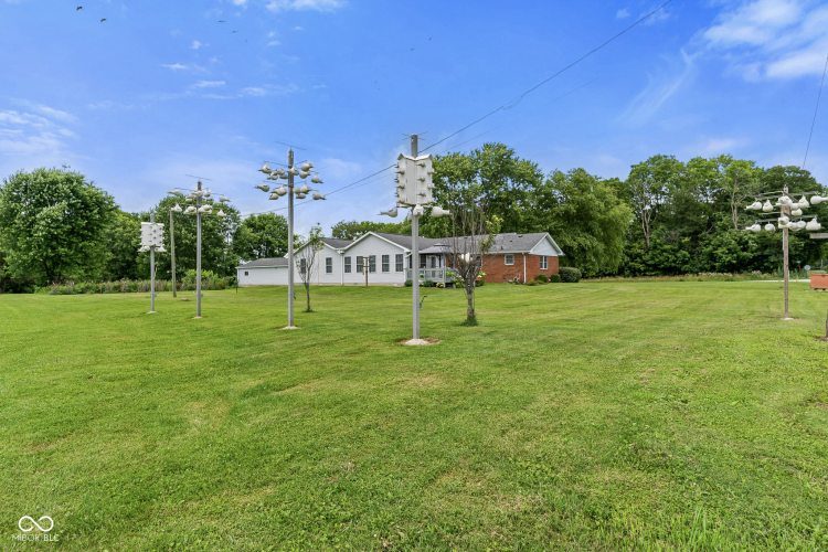 Listing Image 44