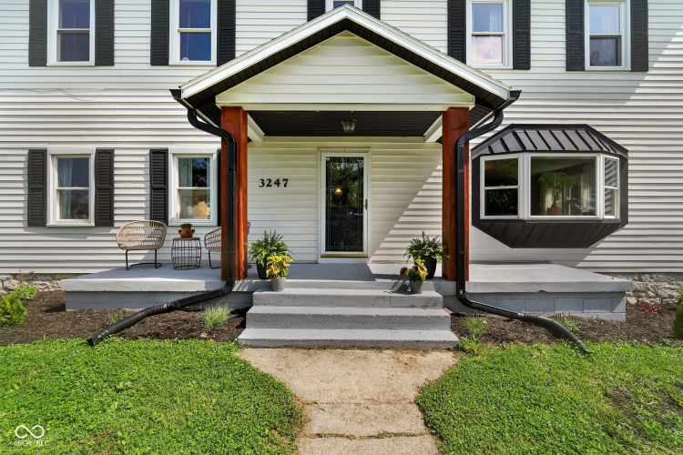 Listing Image 3