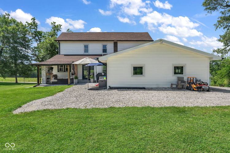 Listing Image 40